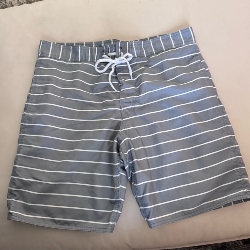 GAP Striped Men's Swim Shorts